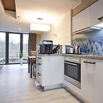 Strandberg's Stadt דירה בראונלאגה