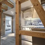 Strandberg's Stadt דירה *