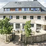Strandberg's Stadt Apartman