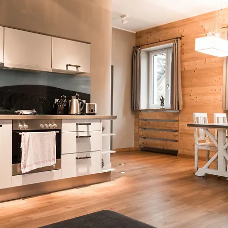 Strandberg's Stadt Apartament *